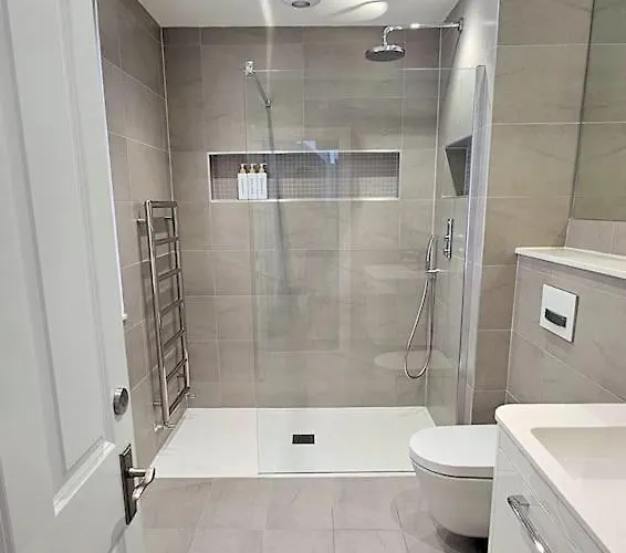 Stunning Terraced House Next To Racecourse Casa de Férias *