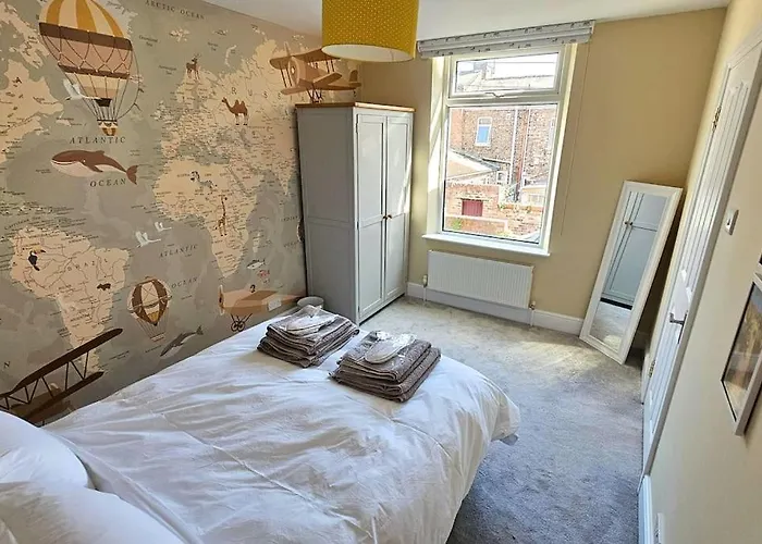 Stunning Terraced House Next To Racecourse York
