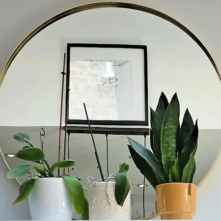 Stunning Terraced House Next To Racecourse 요크